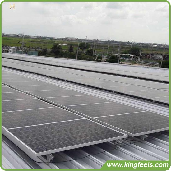 ニューサウスウェールズ州緑の党は、すべての新築住宅に太陽光発電と蓄電池を設置することを要求、20万世帯の「ロックアウト」世帯を対象に